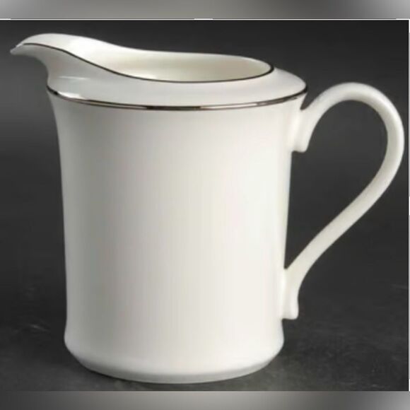 Mikasa Venetian Lace Bone China Serving Bowl -Sugar -Creamer Discontinued Piece - Picture 3 of 16